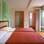 Guest House Harmonia