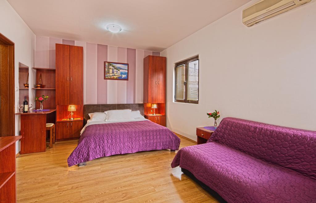 Harmonia Guest house