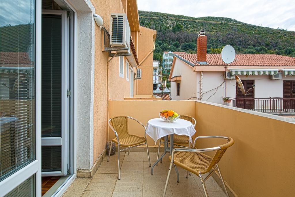 Harmonia Guest house *