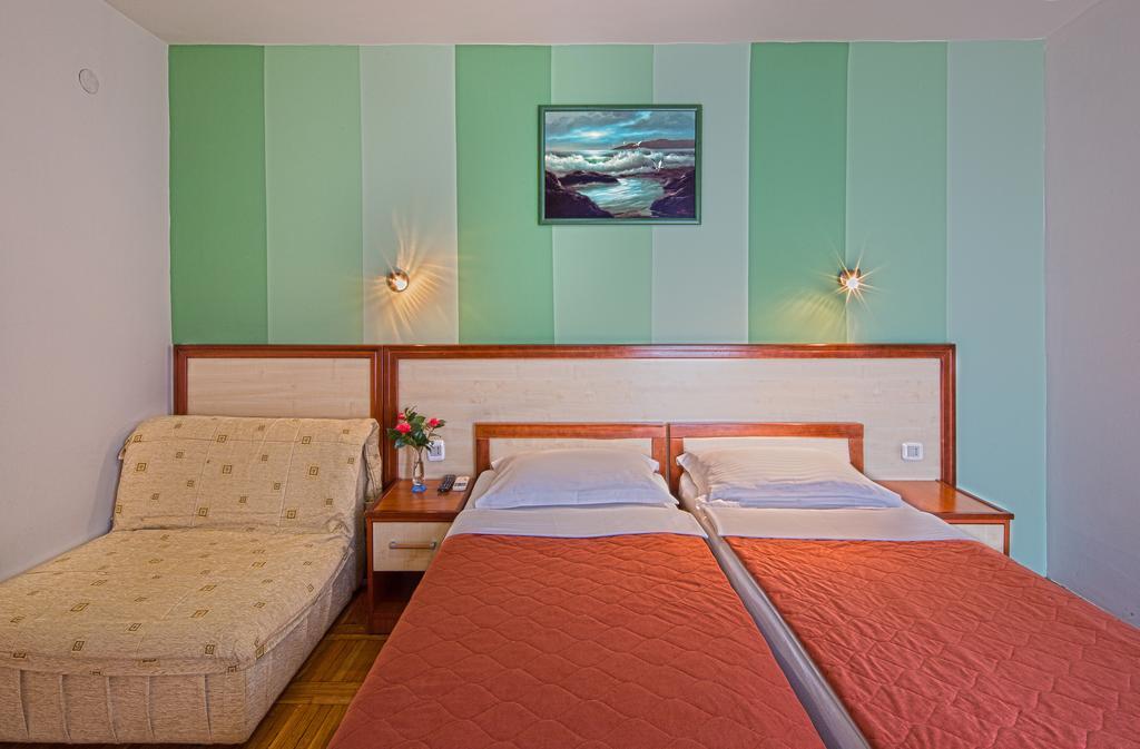 Harmonia * Budva